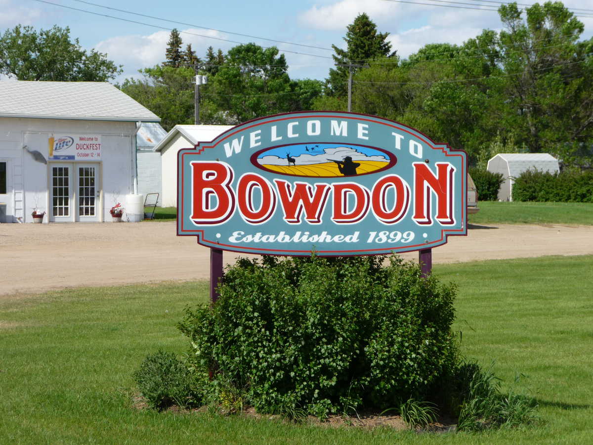 Bowden, ND sign