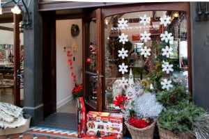 small bis Christmas decorations