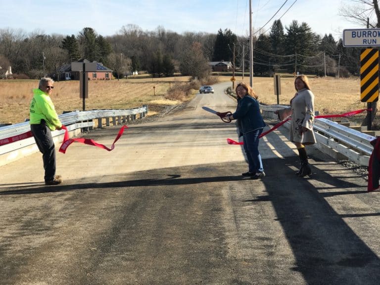 How small towns can cut through the noise to communicate with residents during disasters